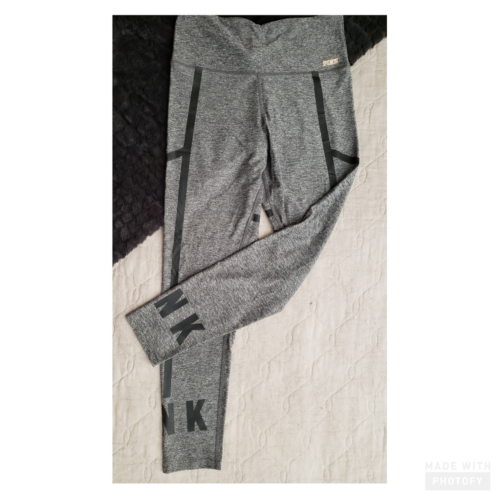 VS PINK Ultimate leggings